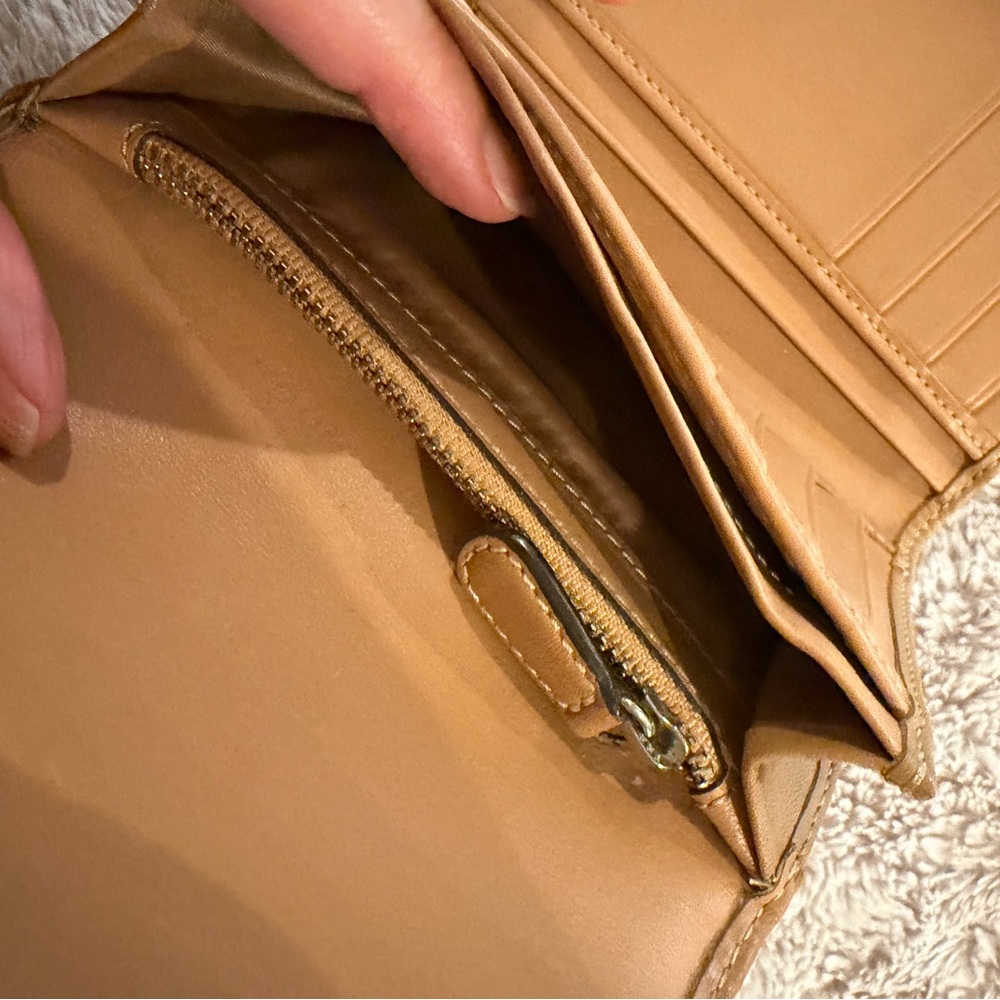 Coach Tri Fold Wallet - Picture 6 of 12